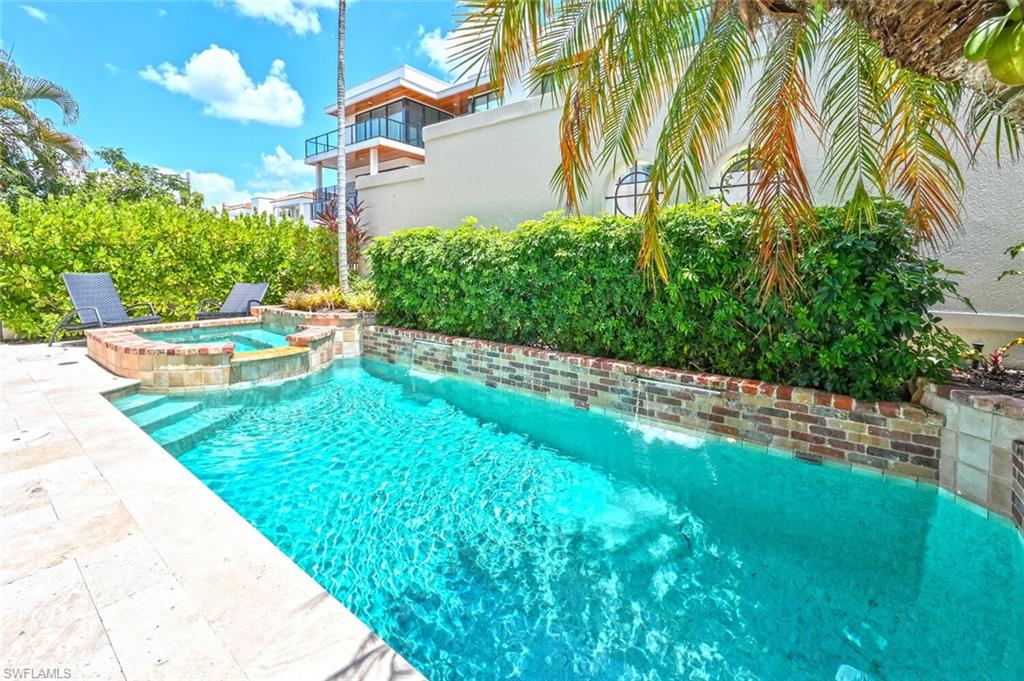 TRE VILLE - Residential Lease