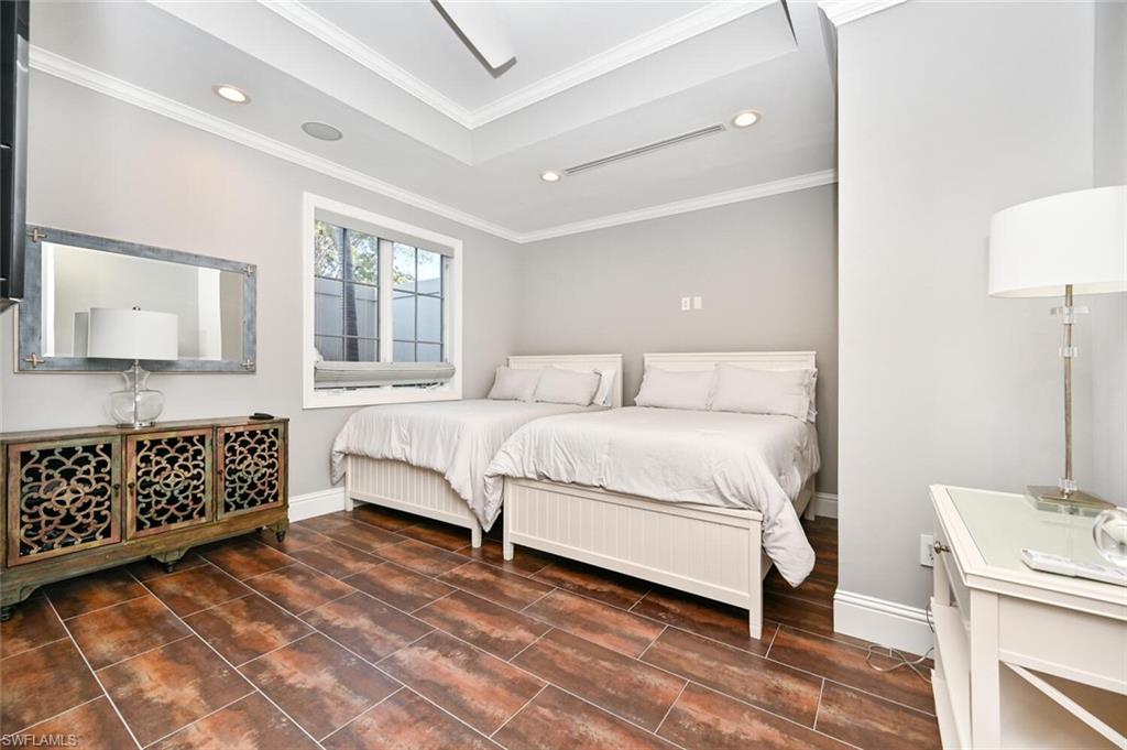 TRE VILLE - Residential Lease