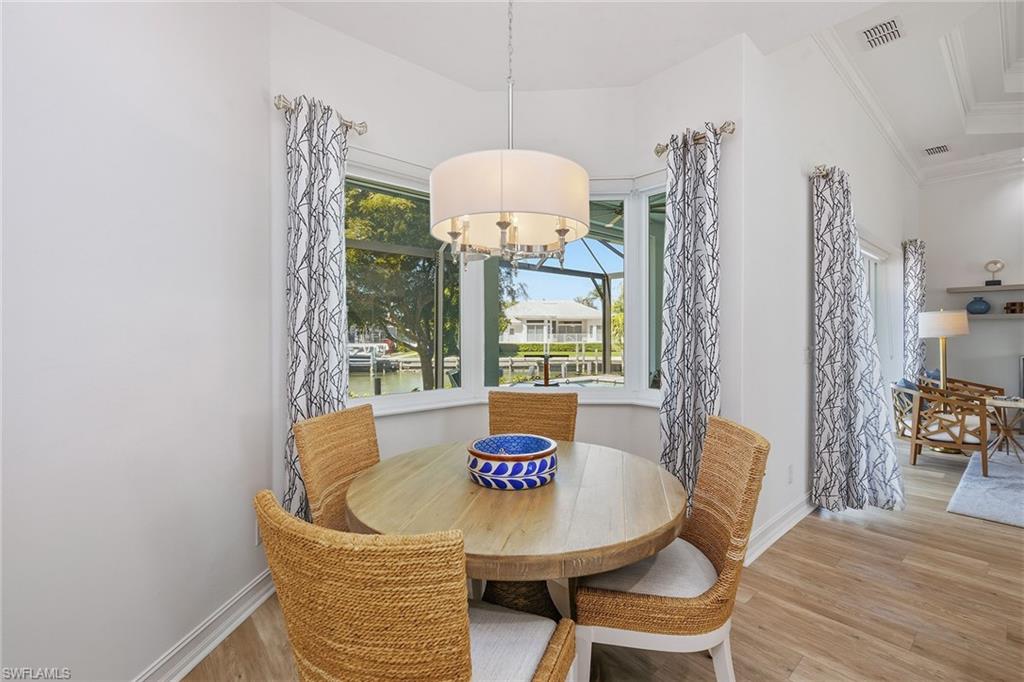 366 Grapewood CT