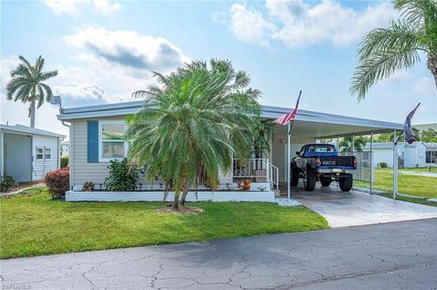 Manufactured Home in FORT MYERS FL 340 Mattie AVE.jpg