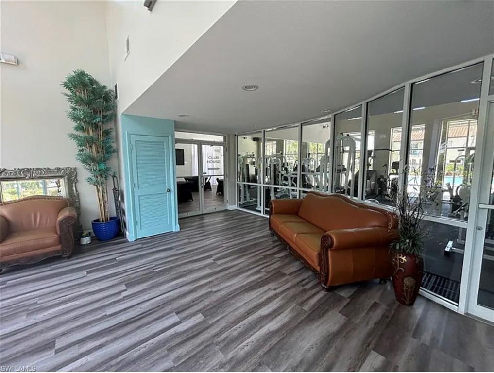 RENAISSANCE - Residential