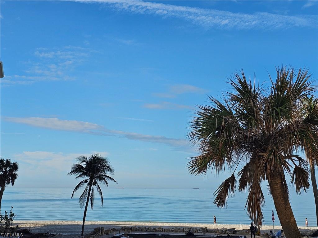 LEONARDO ARMS BEACH CLUB - Residential