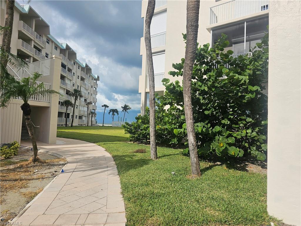 LEONARDO ARMS BEACH CLUB - Residential