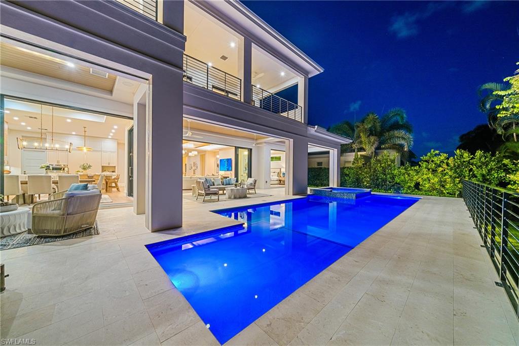 PARK SHORE - Residential