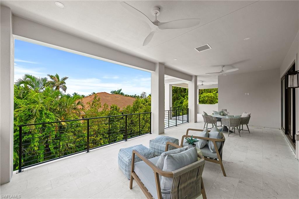 PARK SHORE - Residential