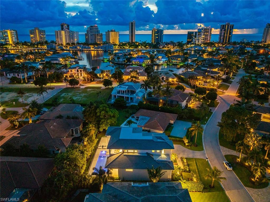 PARK SHORE - Residential