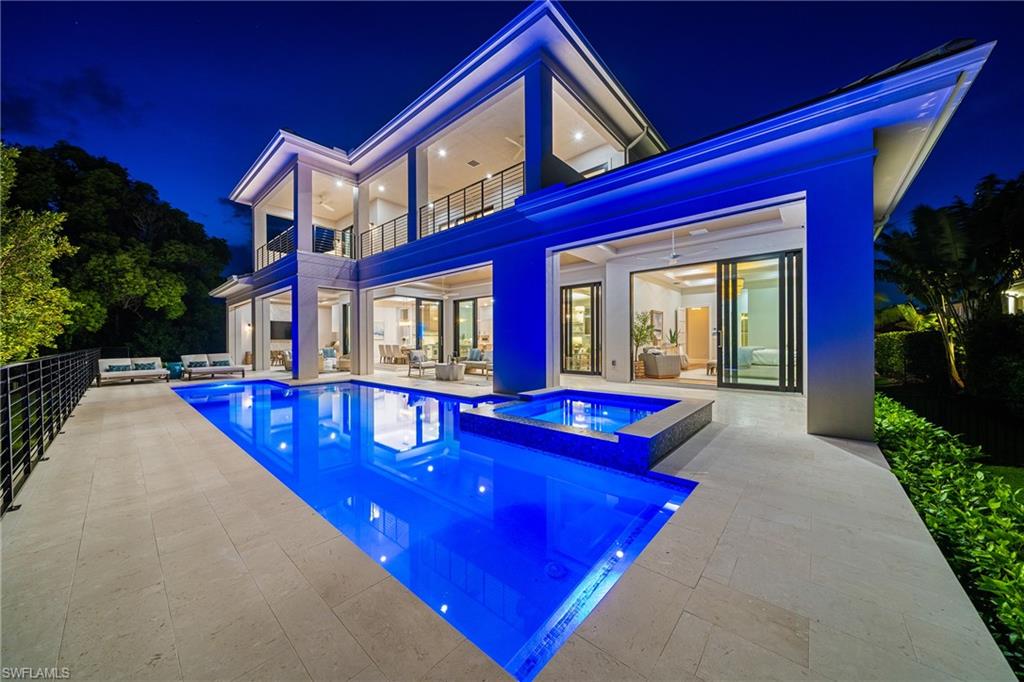 PARK SHORE - Residential