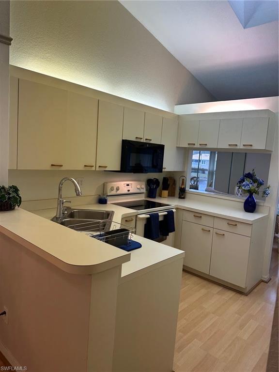 VILLAGES AT EMERALD BAY - Residential Lease