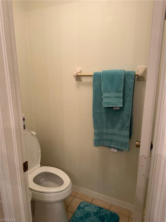 VILLAGES AT EMERALD BAY - Residential Lease