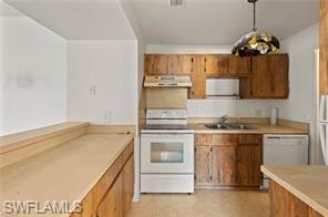 TIMBER LAKE - Residential Lease