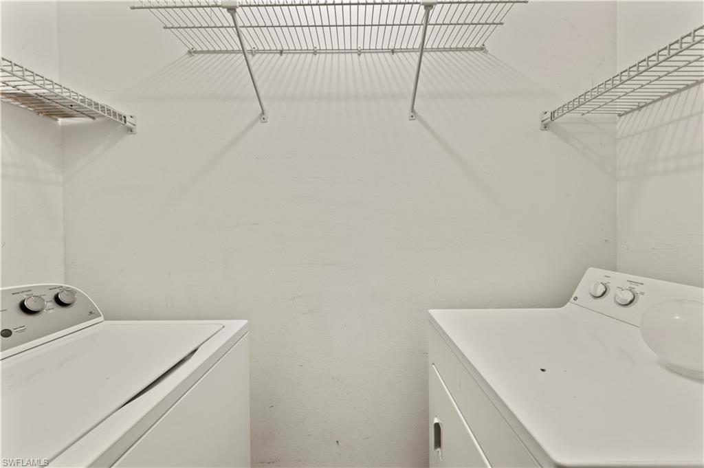 TIMBER LAKE - Residential Lease