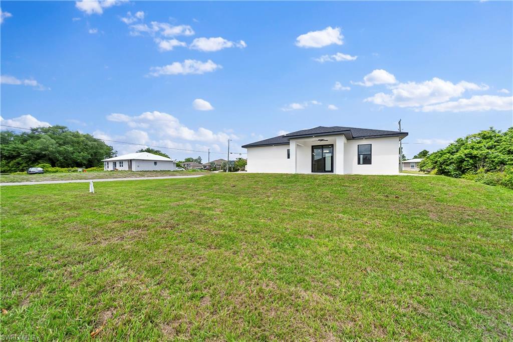 LEHIGH ACRES - Residential