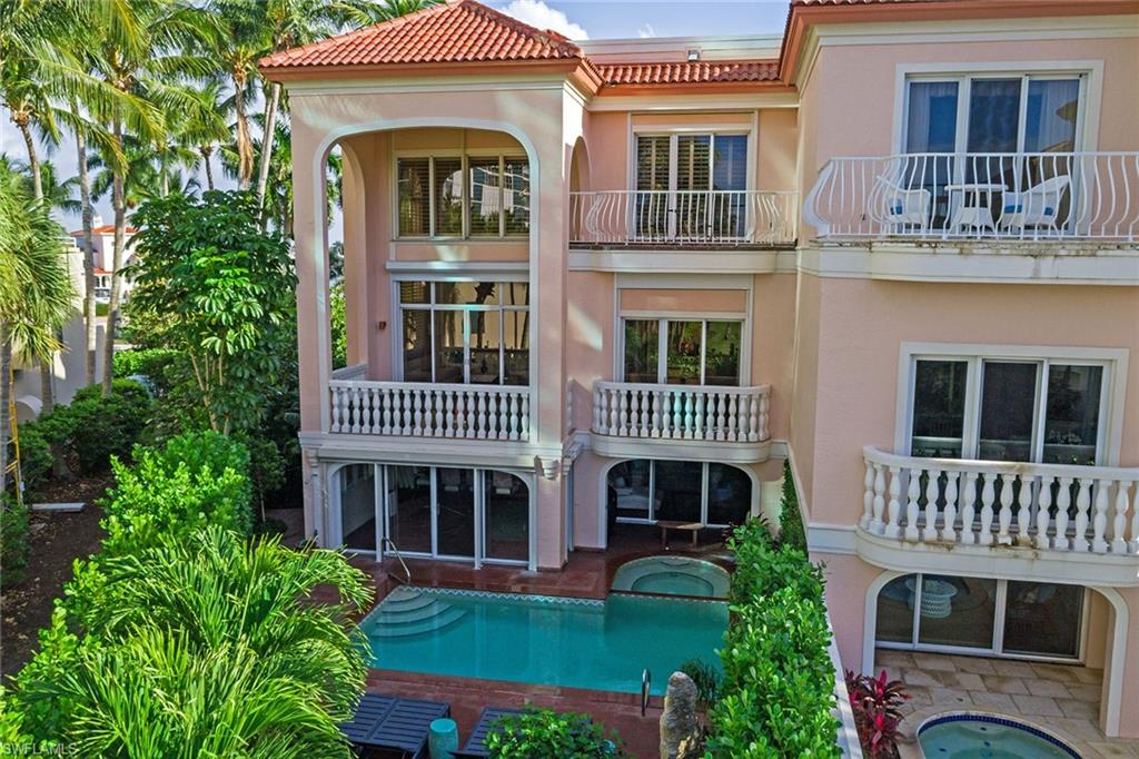 CASA MAR - Residential