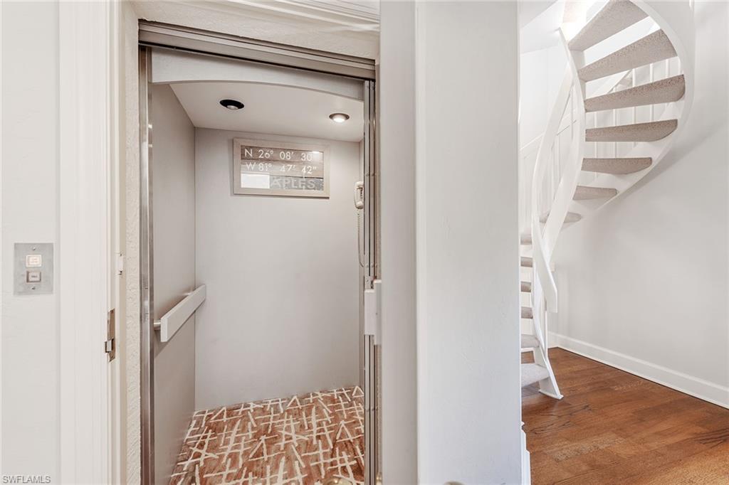 CASA MAR - Residential