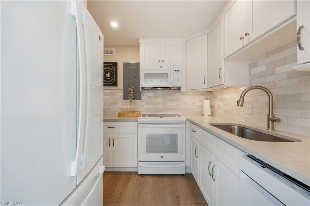 FAIRFAX CLUB - Residential