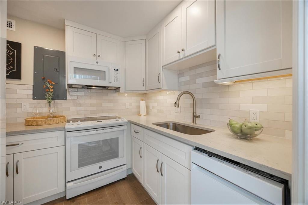 FAIRFAX CLUB - Residential