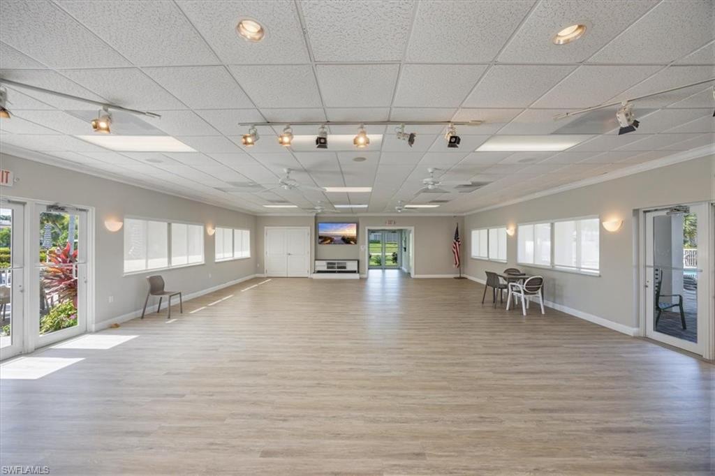 FAIRFAX CLUB - Residential