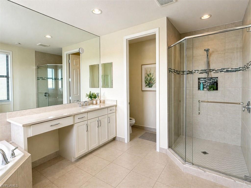 MARINA BAY - Residential