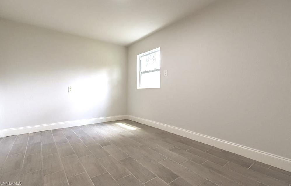 RUSSELL PARK - Residential Lease