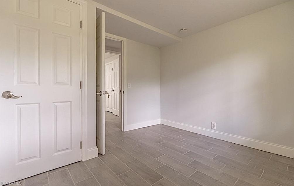 RUSSELL PARK - Residential Lease