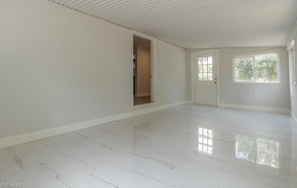 RUSSELL PARK - Residential Lease