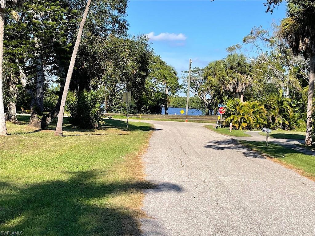 RUSSELL PARK - Residential Lease