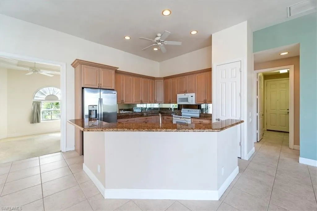 Marco Island, Florida 34145, United States, 3 Bedrooms Bedrooms, ,3 BathroomsBathrooms,Residential,Contingent,40744