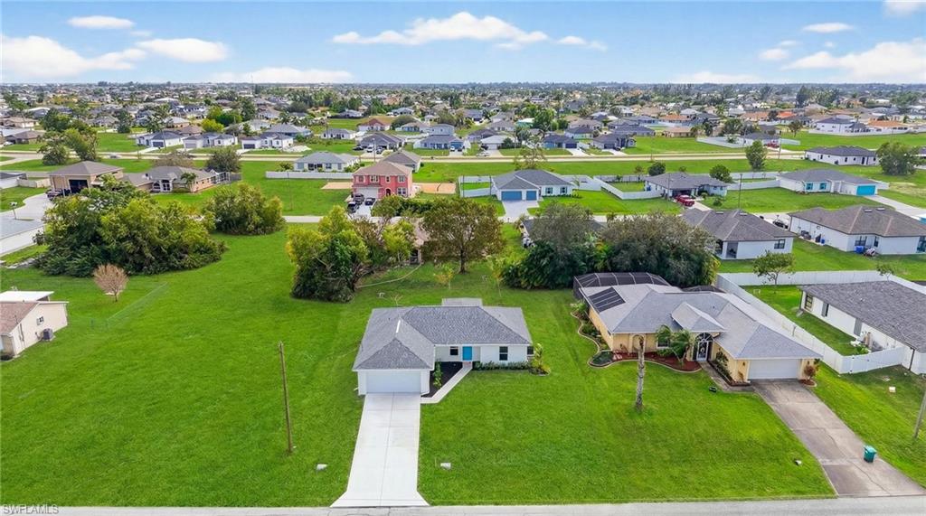 CAPE CORAL - Residential