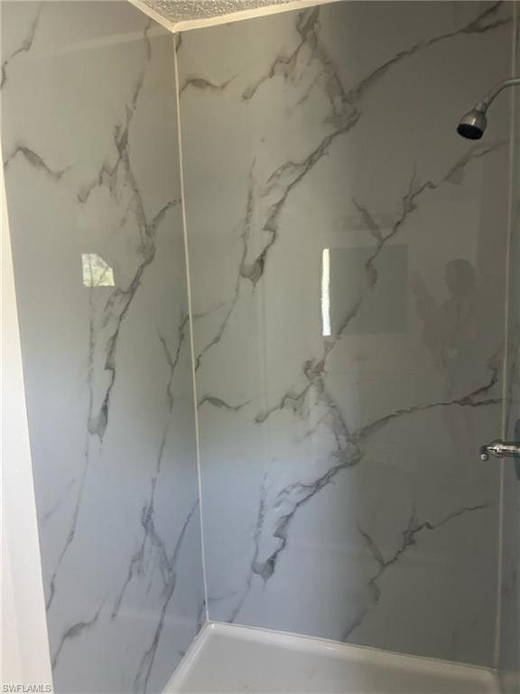 HORSESHOE ACRES - Residential