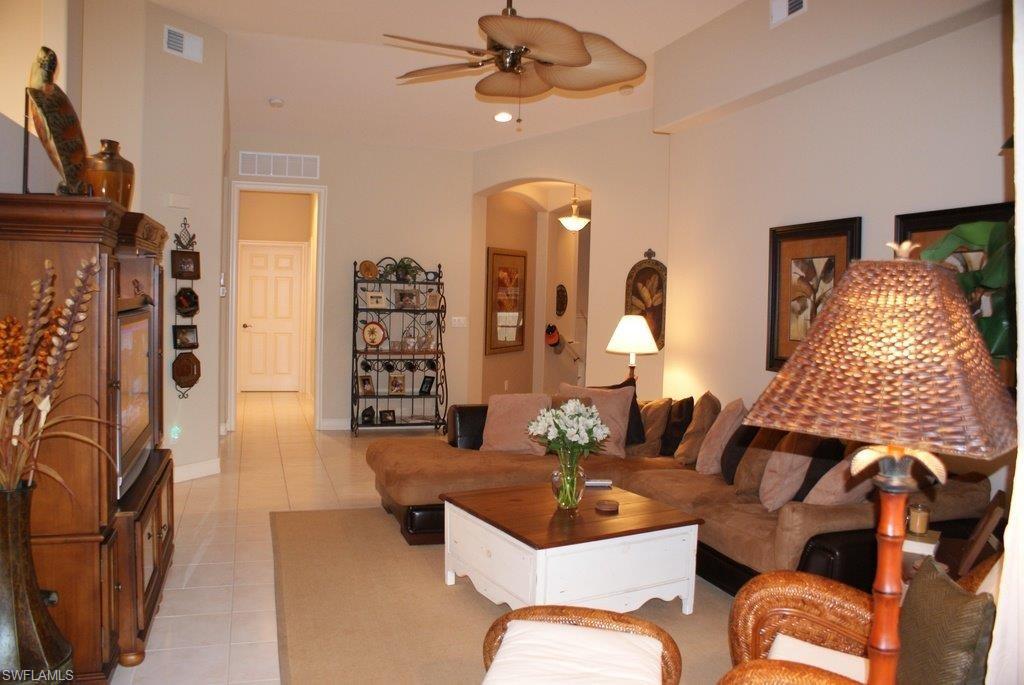 EDGEWATER - Residential