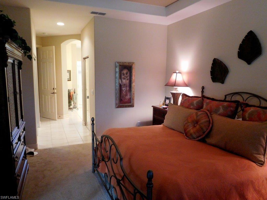 EDGEWATER - Residential