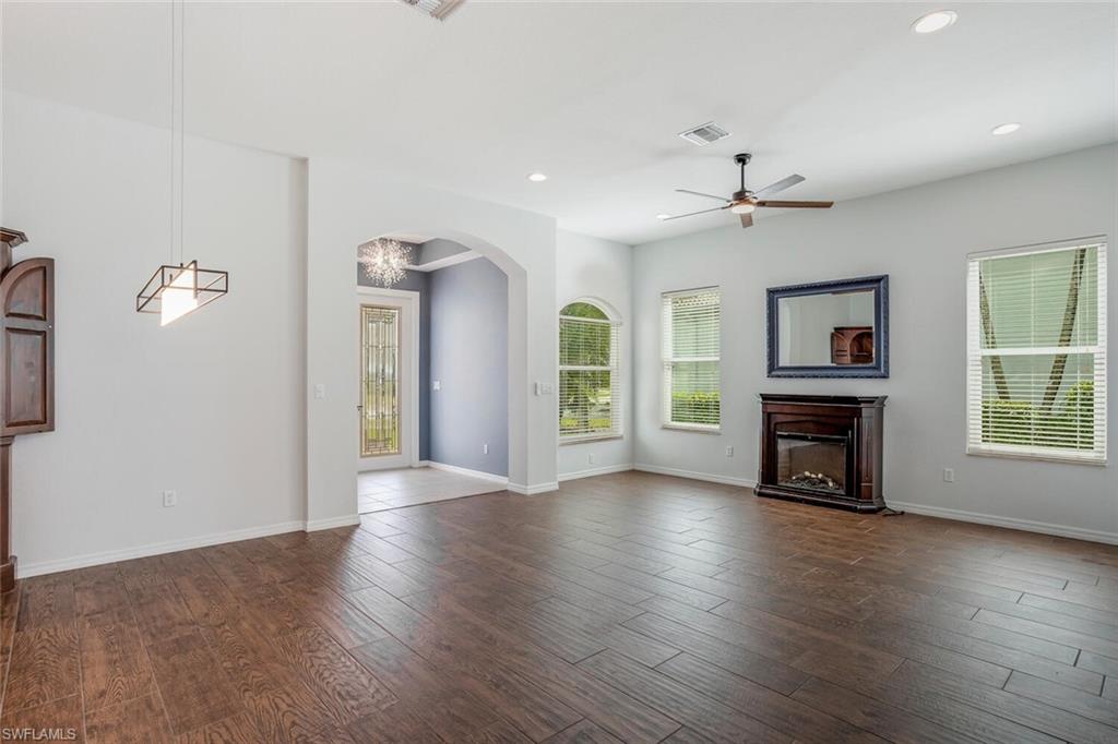 VALENCIA COUNTRY CLUB - Residential