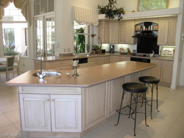 MARCO BEACH - Residential