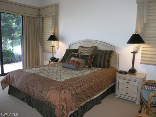 MARCO BEACH - Residential