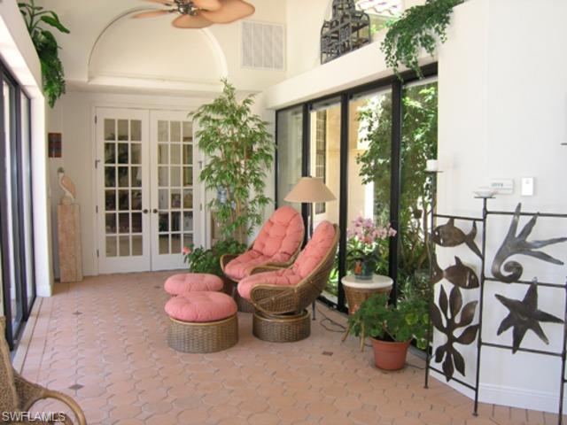 MARCO BEACH - Residential