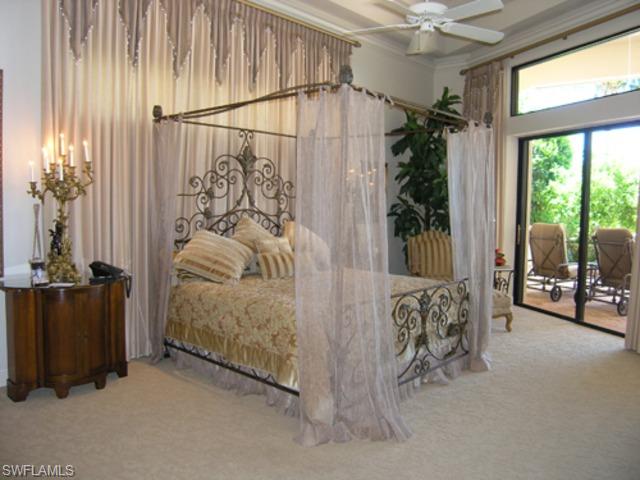 MARCO BEACH - Residential