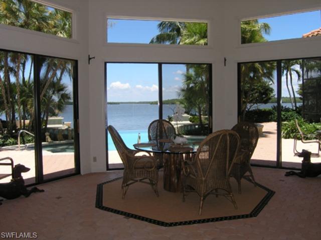 MARCO BEACH - Residential