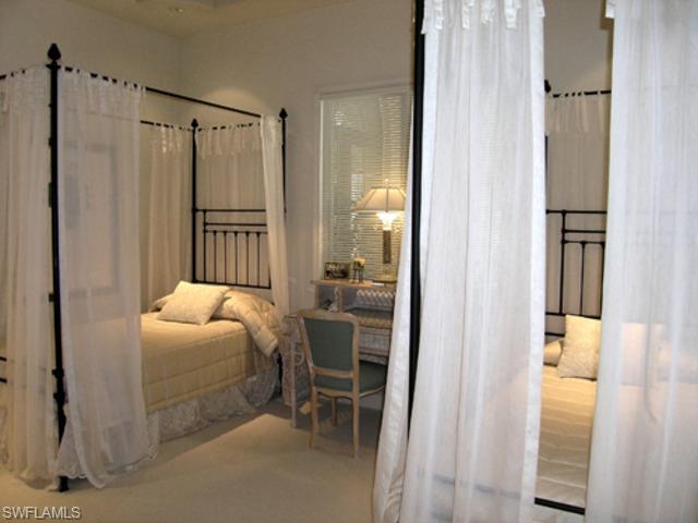 MARCO BEACH - Residential