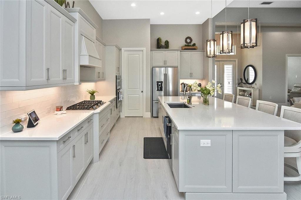 ISLES OF COLLIER PRESERVE - Residential