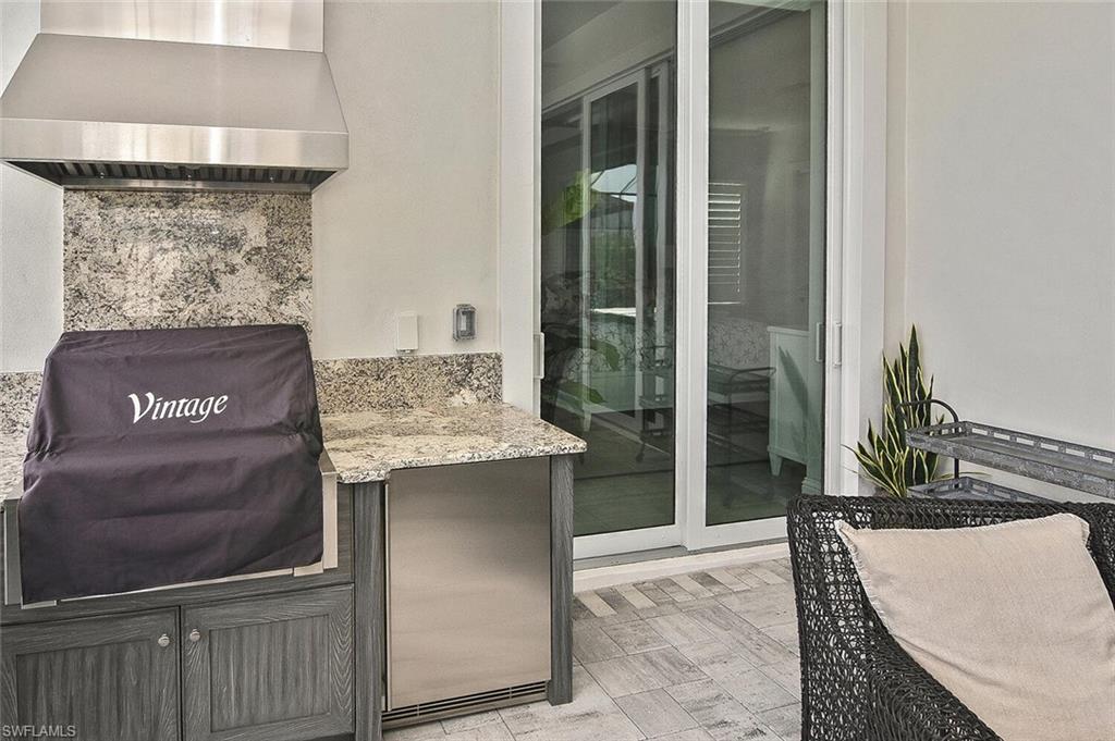 ISLES OF COLLIER PRESERVE - Residential