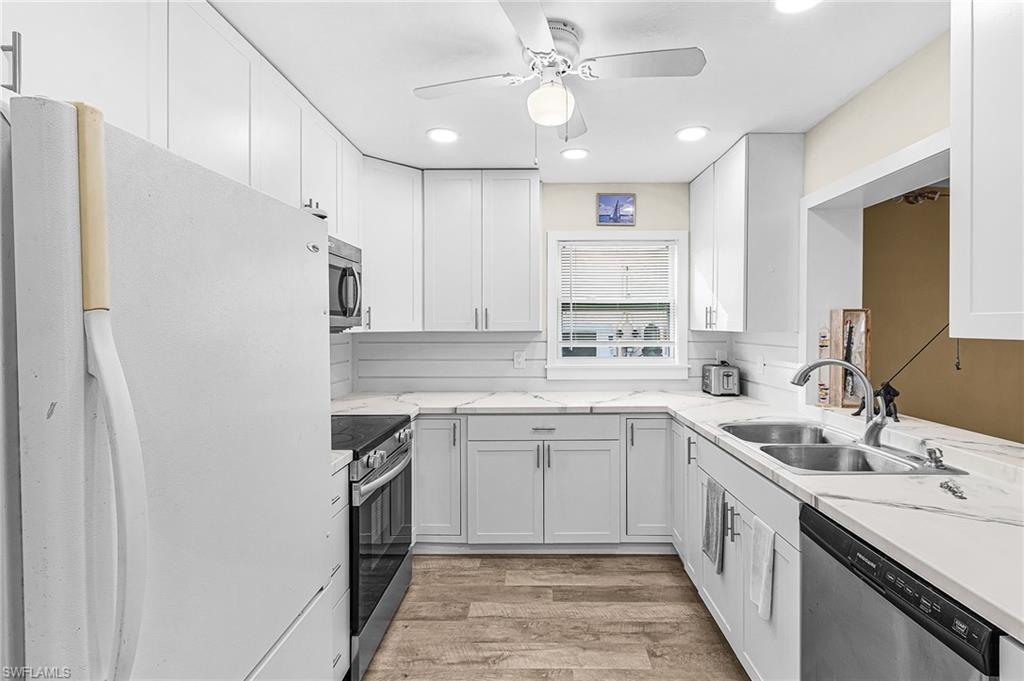 PINE ISLAND SHORES UNIT 4 - Residential