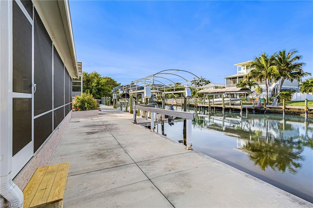 PINE ISLAND SHORES UNIT 4 - Residential