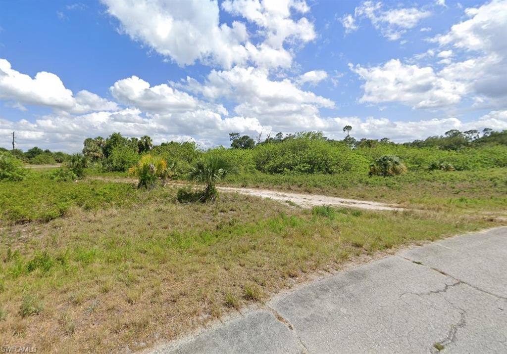 BANYAN VILLAGE - Land