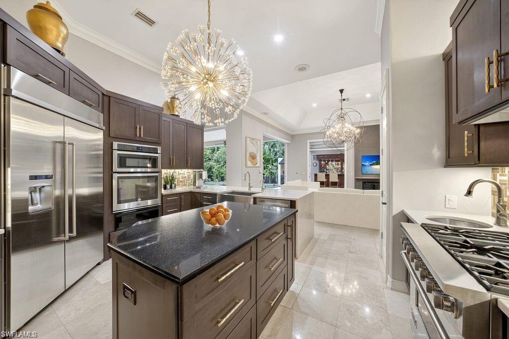 EDGEWATER - Residential