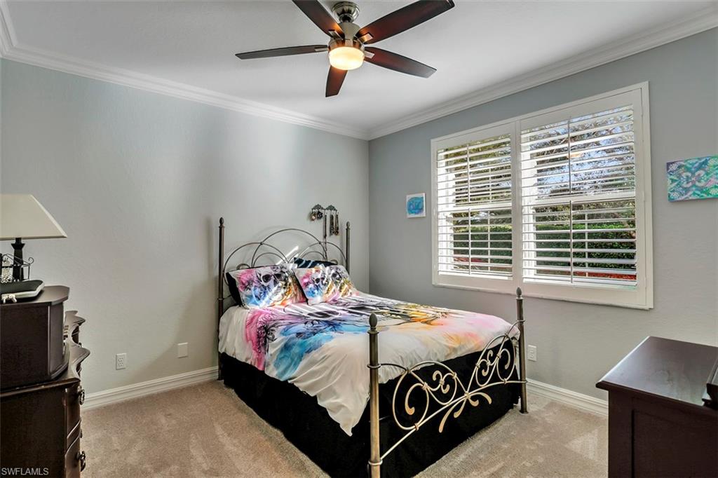 SATURNIA LAKES - Residential