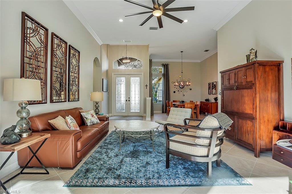 SATURNIA LAKES - Residential