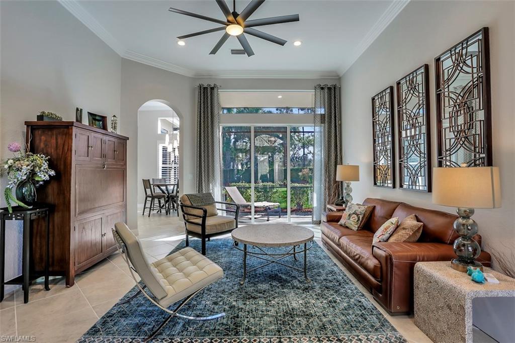 SATURNIA LAKES - Residential