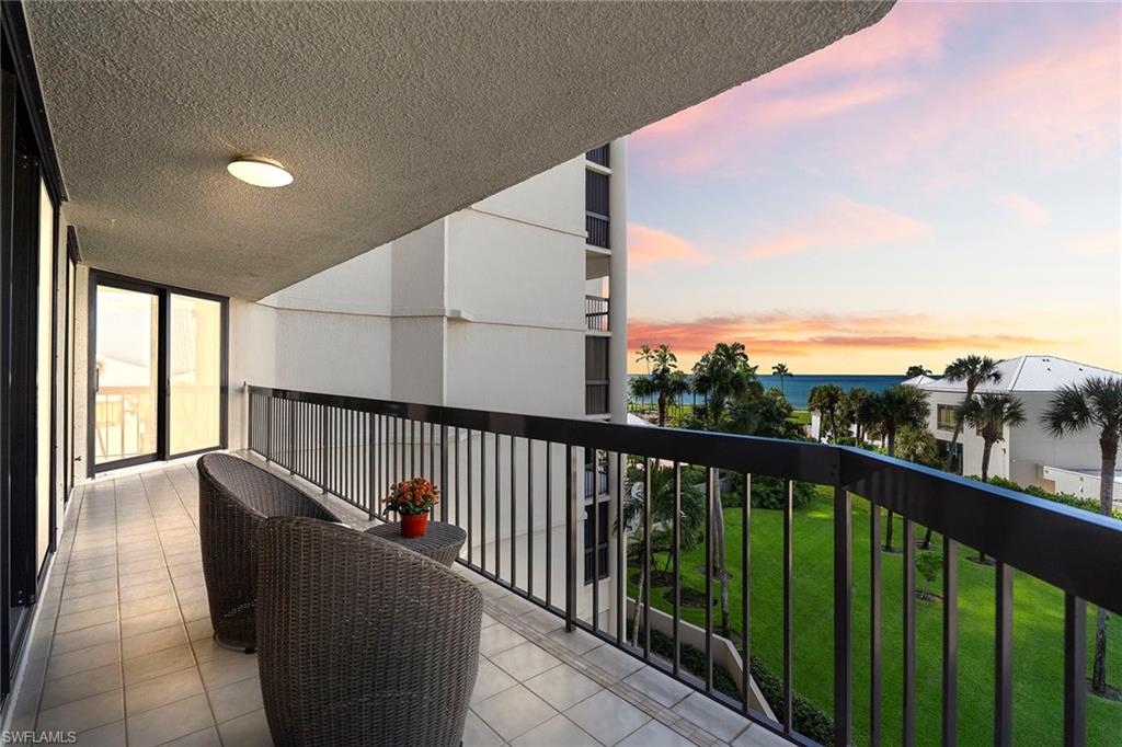 4551 Gulf Shore BLVD N 400