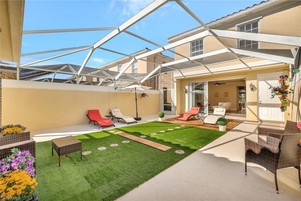 ISLAND WALK - Residential