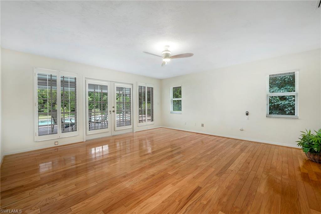 PINE RIDGE - Residential